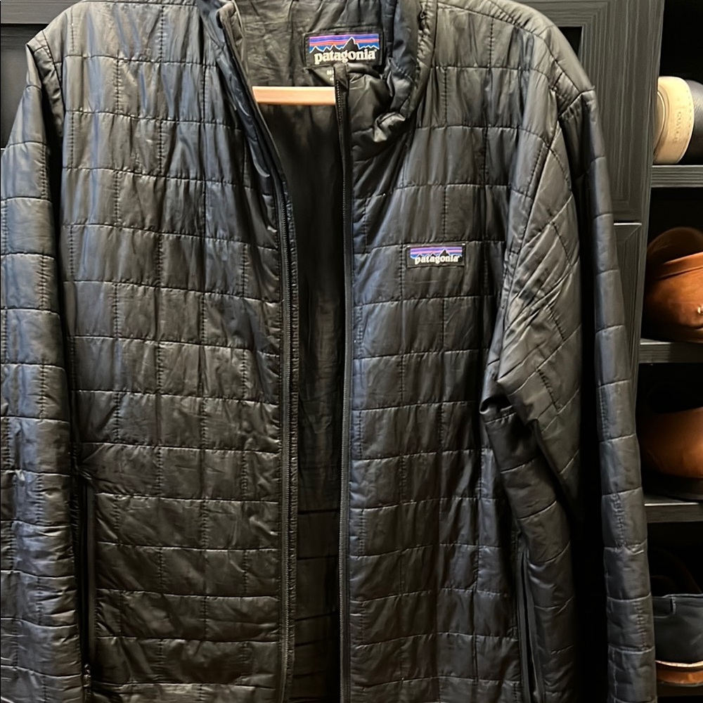 Patagonia Black Puffer Jacket with Quilted Design